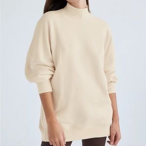 ARITZIA OVERSIZED MOCKNECK SWEATSHIRT WITH POCKETS